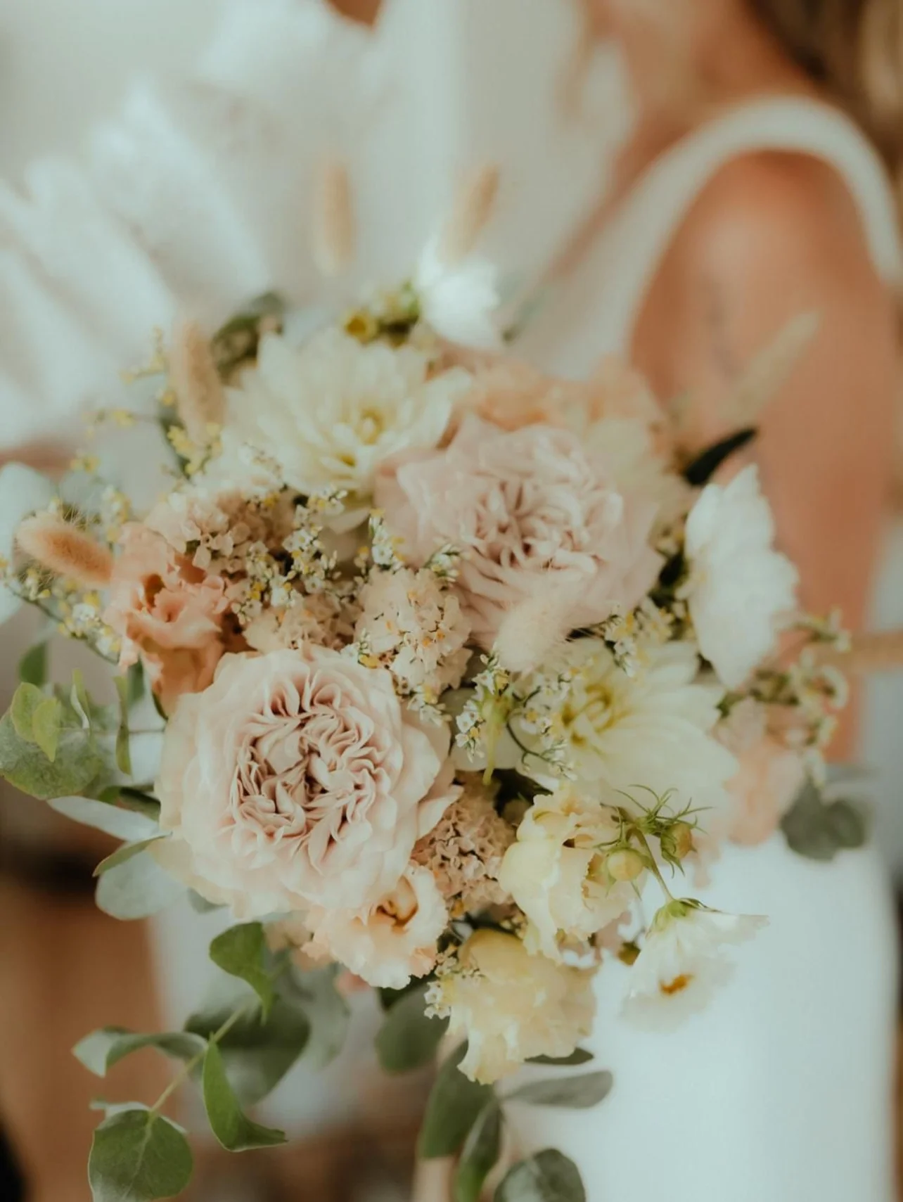 Mariage Bohème chic - décor floral bohème et raffiné